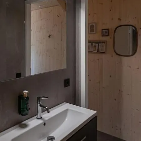 Tinyhouse Laurier Holiday home Meerssen